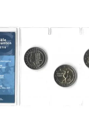 Autentyczny Officiële 2 Euromunten collectie KNM UNC Nederland 2010 - Griekenland 2004 - Nederland 2007