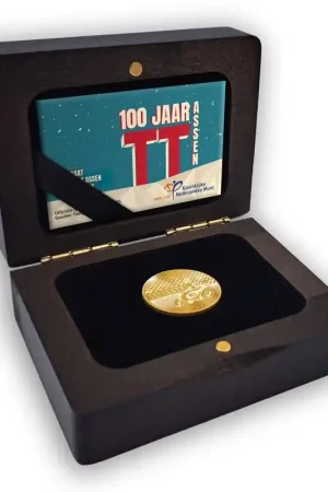 Nederland 2025 '100 jaar TT Assen' TientjeGoud Proof Zamów teraz