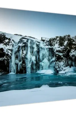 Zwrot pieniędzy Schilderij - Bevroren watervallen