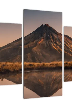 Najlepsza cena Schilderij - Weerspiegeling van de Taranaki berg, Nieuw-Zeeland