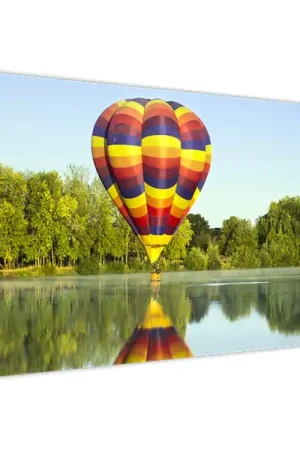 Schilderij - Luchtballon boven een meer Tylko dziś