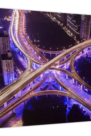 Tani Schilderij - Grote kruispunt bij nacht