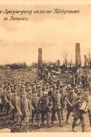 Duitsland Sontachnachmittags Spaziergang unserer Feldgraven in Janowo Ostpreußen Militair Polen Janowo (gmina wiejska) Polska Deutschland Europa HC60029 Wysoka jakość