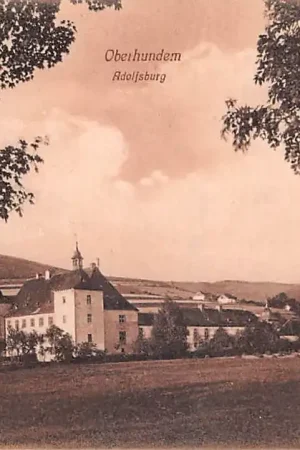 Duitsland Schloss Adolfsburg Oberhundem Kirchhundem Kreis Olpe in Nordrhein-Westfalen Kasteel Deutschland Europa HC59475 Promocja