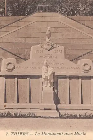 Frankrijk Thiers Le monument aux Mort Grande Guerre 1914-1918 Militair WO1 France Europa HC59375 Tani