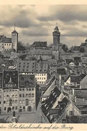 Ekspresowa dostawa Duitsland Nürnberg Blick von der Sebalduskirche auf die Burg Schloss Kasteel Deutschland Europa HC59235