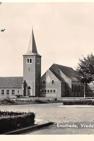 Zamów teraz Enschede Vredes kerk met Vargiksingel 1954 HC47750