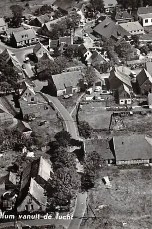Ameland Het dorp Hollum vanuit de lucht 1964 KLM luchtfoto no. 36487 HC47710 Tylko dziś