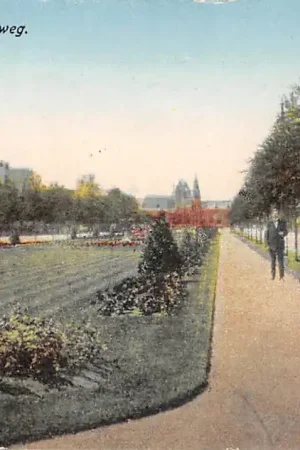 Ekspresowa dostawa Nijmegen Stationsweg met tram 1926 HC47698