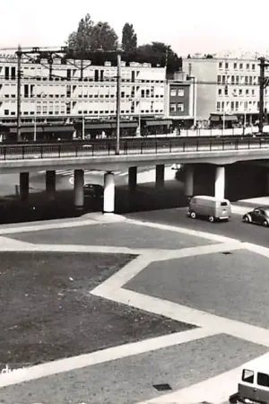 Venlo Rotonde met Viaduct en auto's Spoorwegen 1962 Limburg HC47079 Szybka dostawa