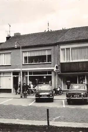 Sluiskil Spoorstraat Winkels en auto Terneuzen Zeeuws-Vlaanderen HC46734 Zamów teraz