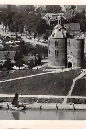 Tani Enkhuizen Drommedaris KLM Luchtfoto 2220 HC46418