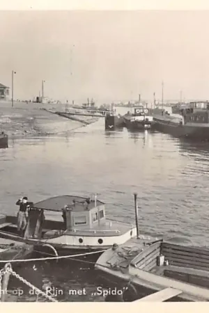 Zamów teraz Lobith Tolkamer Gezicht op de Rijn met Spido Scheepvaart Binnenvaart schepen HC46260