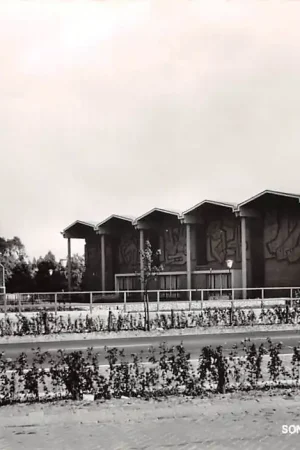 Son en Breugel Son Oude en Nieuwe R.K. Kerk Meierij 's-Hertogenbosch HC46340 Promocja