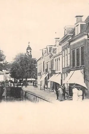 Tani Sneek Suupmarkt 1900 met volk HC46089