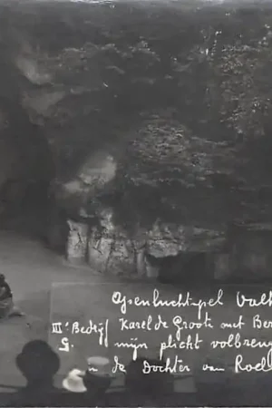 Ekspresowa dostawa Valkenburg (LB) Fotokaart Cohnen Jr. Openluchtspel IIIe bedrijf G. Karel de Groote met Bertha Kwam Ik mijn plicht volbrengen? in de Dochter van Roelant Theater HC46057