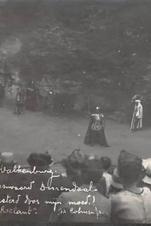 Zwrot pieniędzy Valkenburg (LB) Fotokaart Cohnen Jr. Openluchtspel IIIe bedrijf H. Het krijgszwaard Durendaal vermeesterd door mijn moed in de Dochter van Roelant Theater HC46056