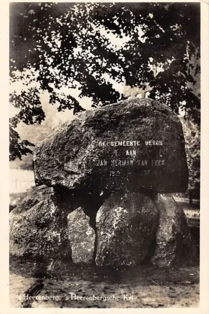 's-Heerenberg Monument van de gemeente Bergh aan Jan Herman van Heek 1912 - 1937 's-Heerenbergsche Kei HC46025 Zwrot pieniędzy