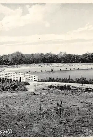 Castricum aan Zee Nieuwe vijver met bruggetje 1937 HC45737 Popularny