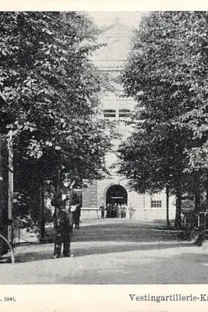Utrecht Vestingartillerie - Kazerne met soldaten Militair 1900 HC44688 Tylko dziś