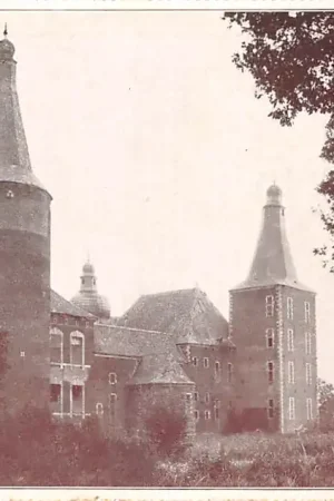 Autentyczny Hoensbroek Kasteel (Westzijde) voor de restauratie Limburg HC43717
