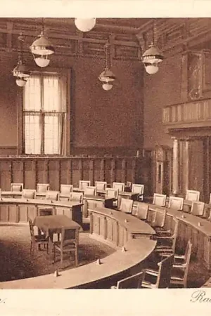 Zwrot pieniędzy Rotterdam Coolsingel Stadhuis Raadszaal HC43418