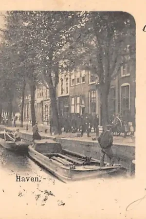 Tani Gouda Westhaven Haven met colonne soldaten van het Goudse garnizoen 1901 Militair HC43021