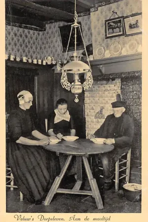 Tylko dziś Veluwe Veluw's Dorpsleven Aan de maaltijd Klederdracht HC43065