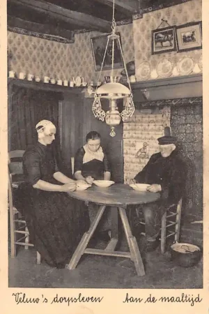 Veluwe Veluw's Dorpsleven Aan de maaltijd Klederdracht HC42768 Oferta