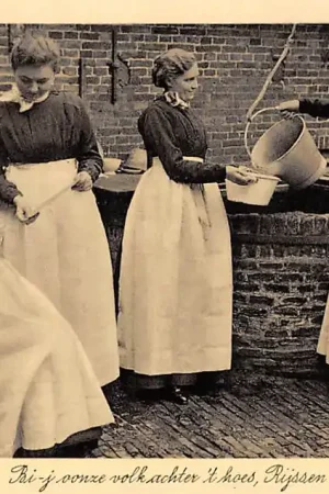 Zwrot pieniędzy Rijssen Bi-j-oonze volk achter 't hoes Klederdracht HC42577