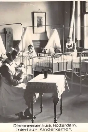 Wyprzedaż Rotterdam Westersingel 115 Diaconessenhuis Interieur Kinderkamer Ziekenhuis 1939 HC41753