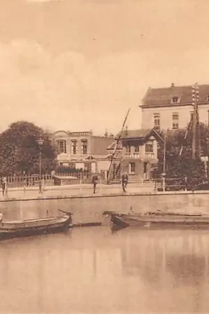 Delft Spoorhaven met seinwachtershuisje en spoorwegovergang Spoorwegen HC41176 Darmowa dostawa