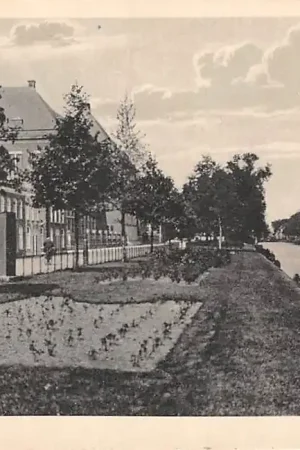 Delft Oostplantsoen met binnenvaart schip HC41148 Niska cena