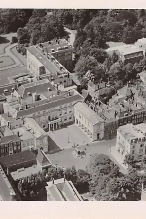 's-Gravenhage Paleis Noordeinde KLM Luchtfoto 15787-316 HC40766 Oferta limitowana