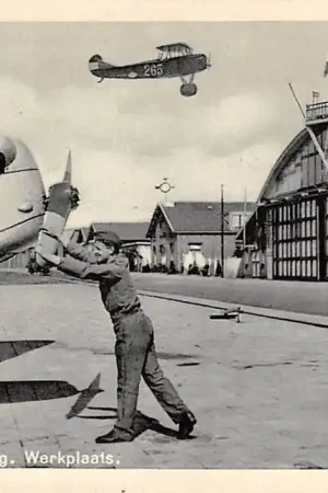 Soesterberg Vliegkamp Werkplaats Vliegveld Fokker 265 Vliegtuigen 1937 Soest HC40088 Zamów teraz