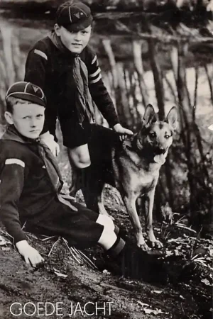 Scouting Wereldjamboree Santpoort Bennebroek Bloemendaal 1937 Twee padvinders met herdershond Tentoonstellingsstempel HC39218 Darmowa dostawa