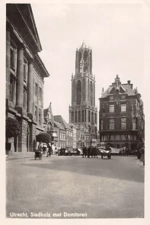 Szybka dostawa Utrecht Stadhuis met Domtoren 1948 HC38661