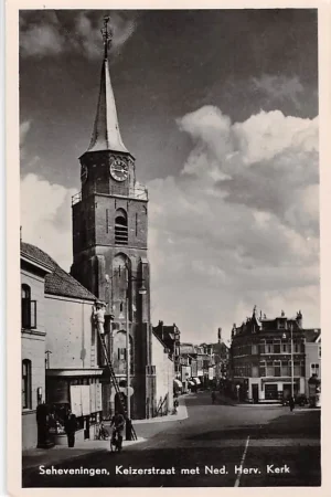 Scheveningen Keizerstraat met Ned. Hervormde Kerk HC38654 Tylko dziś