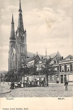 Ekspresowa dostawa Delft Burgwal R.K. Kerk en volk 1900 HC38570