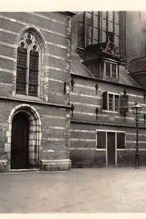 Zwrot pieniędzy Gouda Achter de Kerk St. Janskerk met muurhuizen HC38343