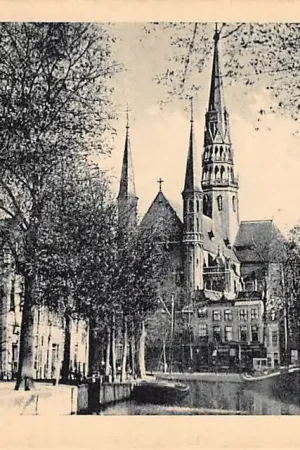 Gouda Gouwe met R.K. Kerk en binnenvaart schepen Scheepvaart HC38326 Najlepsza cena