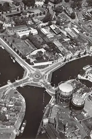 Gouda Bolwerk Nieuwe Vaart Gouwe Kattensingel Jaagpad Wachtelstraat Gasfabriek KLM Luchtfoto no. 34156 HC38191 Bezpieczna płatność