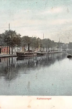 Gouda Kattensingel vanaf het Bolwerk 1904 Binnenvaart schepen Scheepvaart HC38043 Rabat