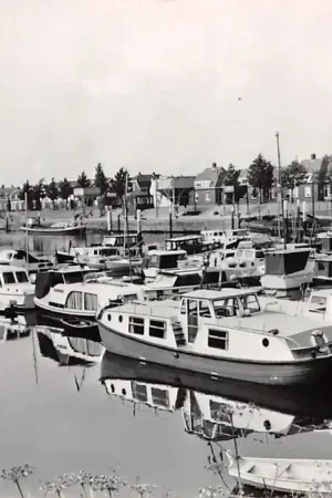 Darmowa dostawa Sliedrecht Jachthaven met schepen 1968 HC37916