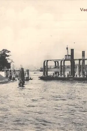 Rotterdam Veerkade met veer boot 1911 op de Maas Binnenvaart schepen Scheepvaart HC37264 Bezpieczna płatność