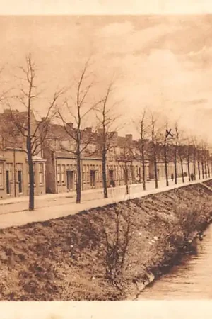 Wyprzedaż Sliedrecht Wilhelminastraat met Kleine Diep 1931 MolenHC36911