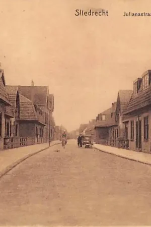 Sliedrecht Julianastraat Hondenkar 1923 HC36901 Promocja