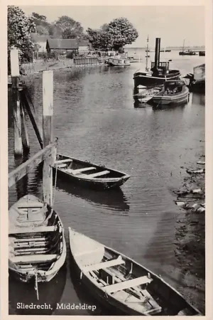 Sliedrecht Middeldiep Sleepboot Binnenvaart schepen Scheepvaart 1949 HC36856 Nowość