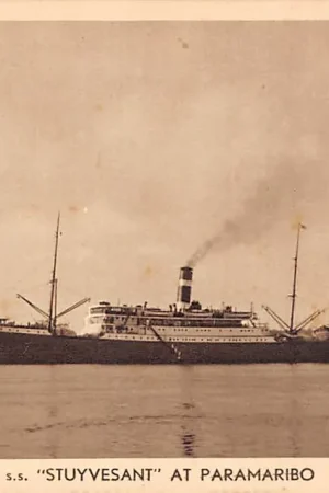 Suriname s.s. Stuyvesant at Paramaribo Koninklijke Nederlandsche Stoomboot Maatschappij N.V. Amsterdam Scheepvaart Schepen Noord-Amerika HC34957 Kup teraz