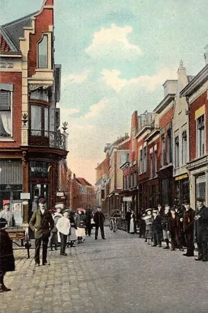 Schiedam Hoogstraat met volk HC33087 Wyprzedaż